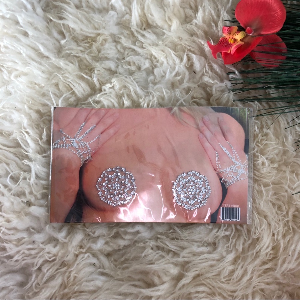 Nipple decor